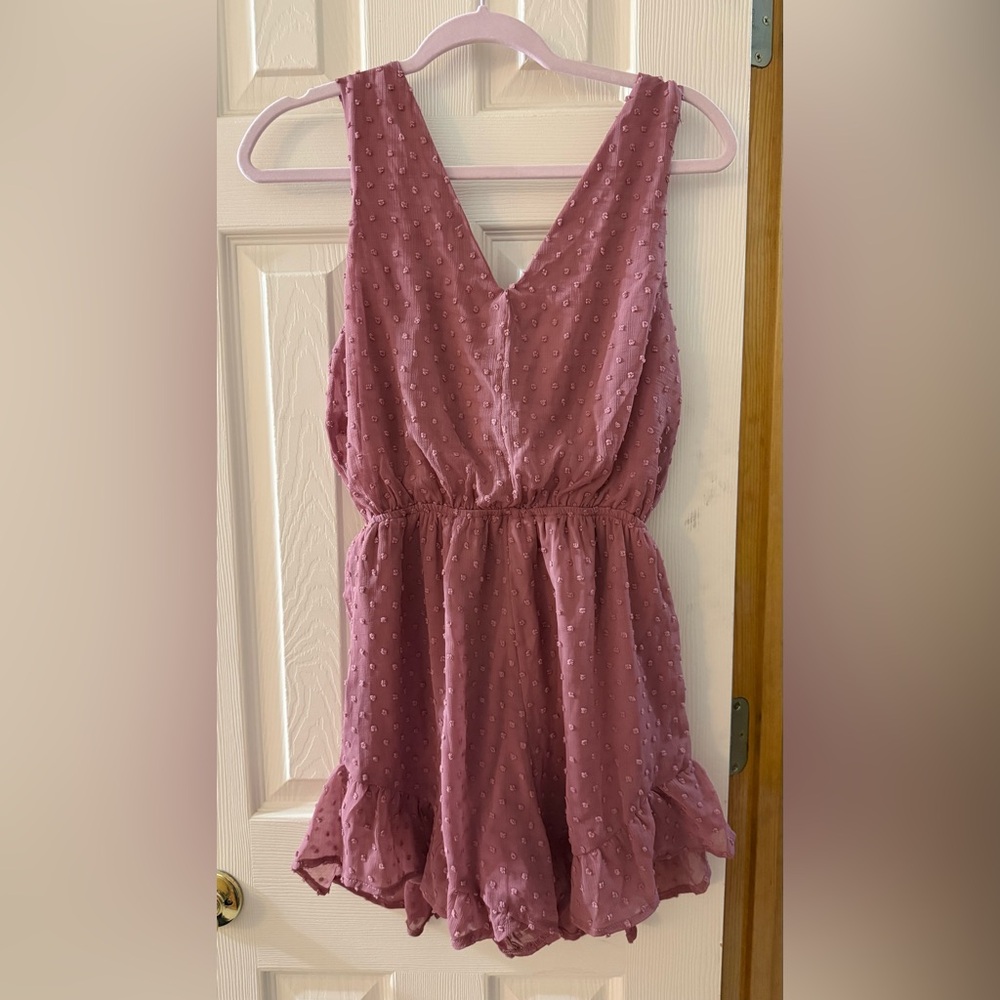 She + Sky Rose Textured V-Neck shorts romper